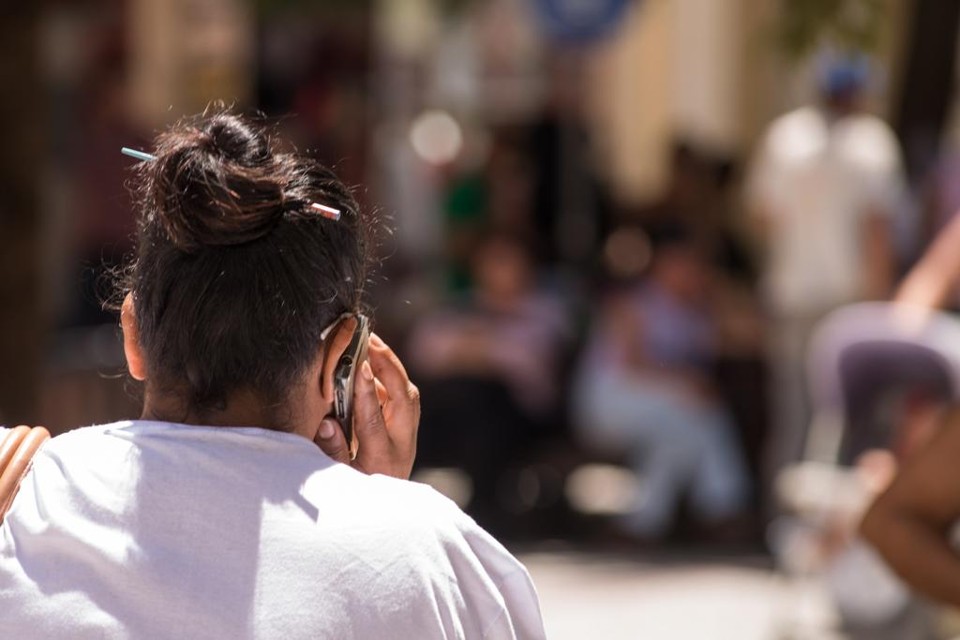 Operadoras móveis no Brasil preparam petição contra WhatsApp