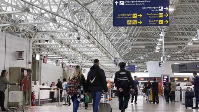 Setor aéreo expressa preocupação com indefinição do horário de verão