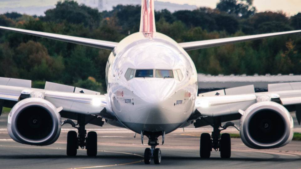 Após acordo, Boeing pagará US$ 150 mi à Embraer para encerrar disputa