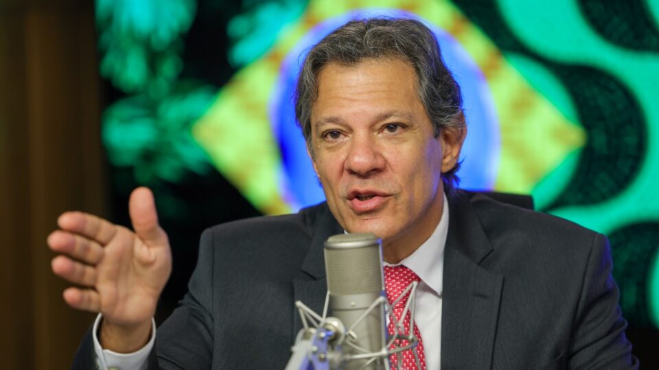 Haddad diz que “ninguém gosta de ajuste fiscal na própria casa” e defende reoneração